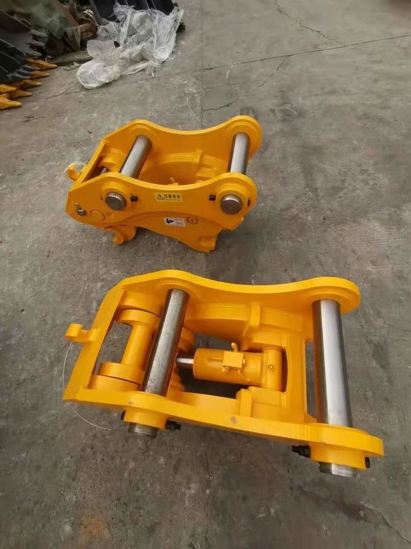 耐久性 Cat 306 ミニ掘削機 7 トンの掘削機のためのクイックカップラー オーダーメイド
