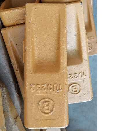 IU3252 エグババターバケツ歯 硬いビブロ掘削リグ バケツ歯 CAT 312