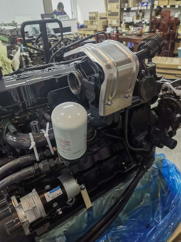 カミンズQSB6.7 6D107エンジン PC200-8/PC210-8/PC220-8/PC240-8の掘削機に使用