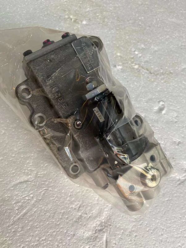 2058 K9T06-V 掘削機 液体部品 D4 06228 コントロールアクチュエータ パンプの調節器