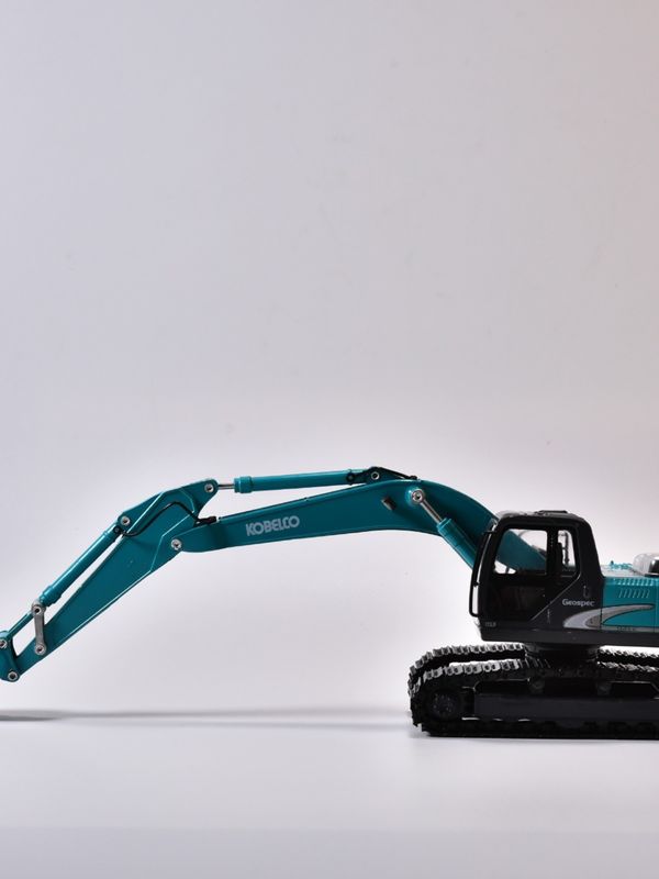 掘削機モデル KOBELCO オリジナルシミュレーション金属合金車 シンコ SK200 飾り付け 玩具ではない