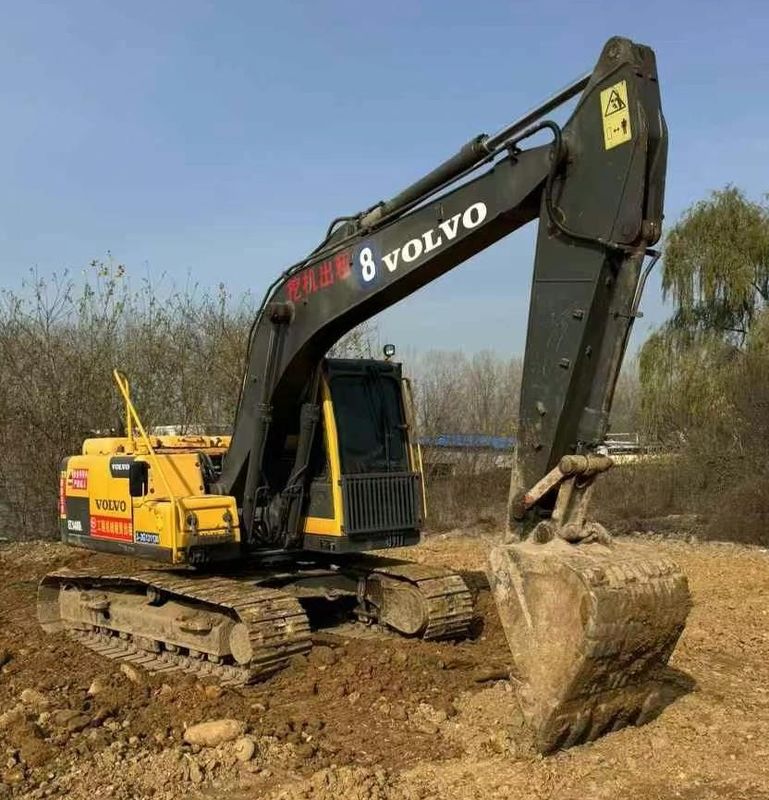 中古 ヴォルボ EC140 掘削機 は 完璧 に 状態 で,世界 規模 に 迅速 に 発送 する 準備 が でき て い ます.