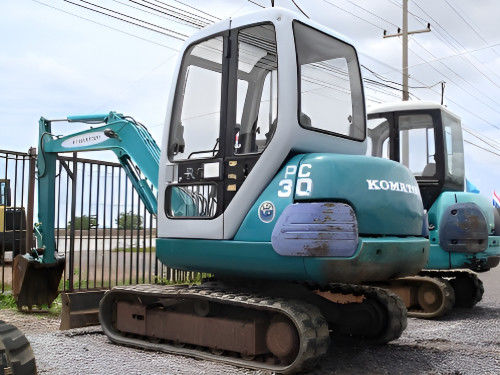 整備の良い中古のコマツー PC30-7 ミニ掘削機 建設・景観設計用 ISO 認証