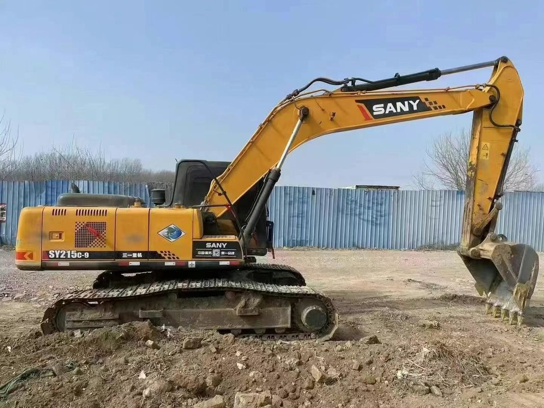 使用されたSANY SY215C 21.5 トン鉱山建設および土移転機器のための掘削機