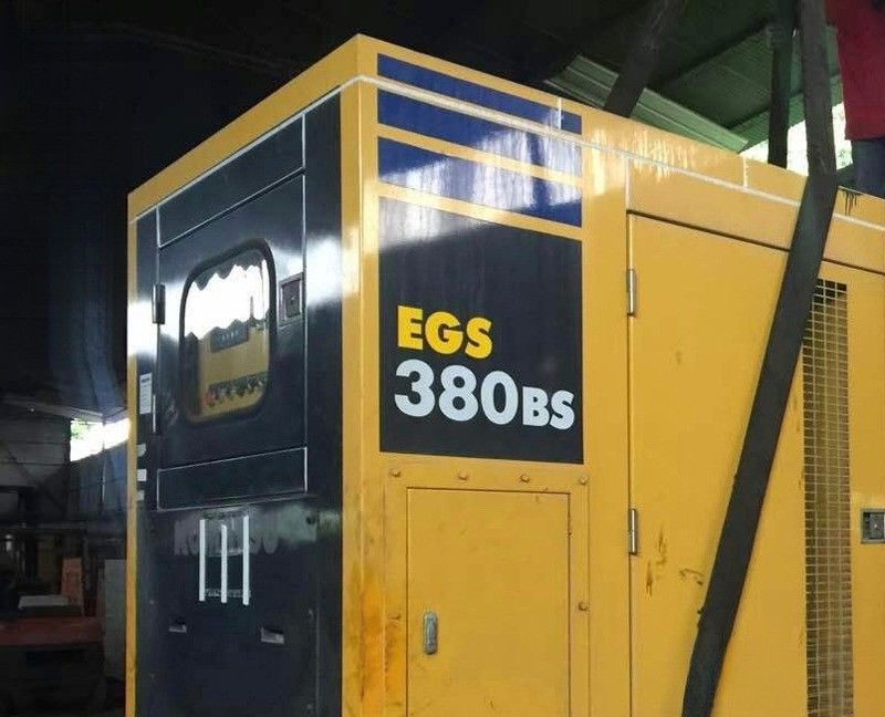 コマツー EGS380BS 1/50 合金発電機 エンジンモデル 鋳造工事機械 収集品