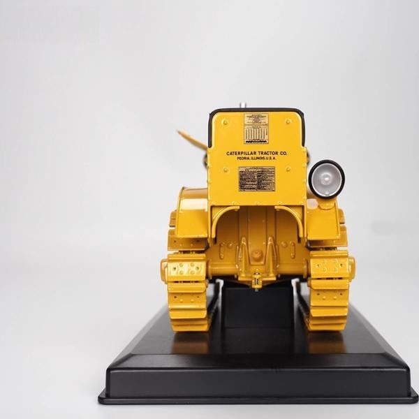 ダイキャストマスター 1:16 スケール 25 トラクター モデル DM アルloy 農用車 ミニチュア 85679