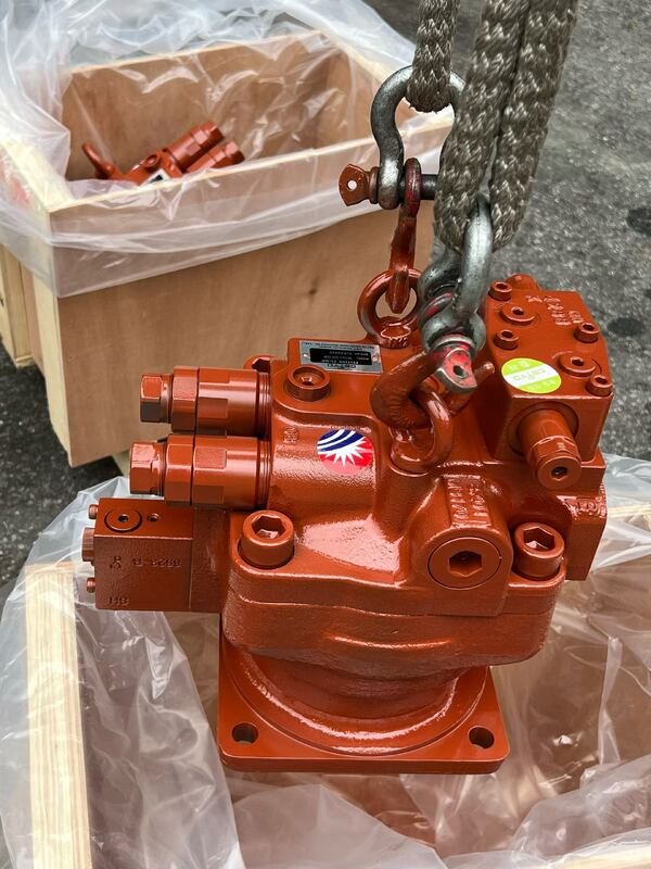 掘削機の予備品 SUMWARD SWE500 ピストン ポンプ モデル M5X130CHB MFG NO 用スイング モーター。 01FA2045