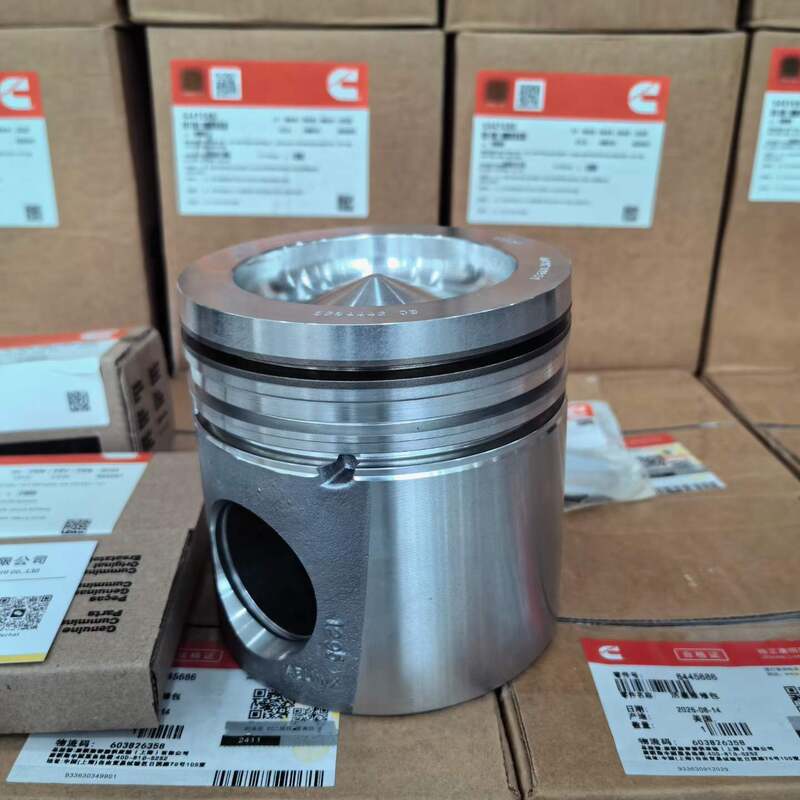 掘削機のエンジン部品 QSC8.3 ピストン部品部品番号 6445686 6CT 3943367 3800320 ピストンキット