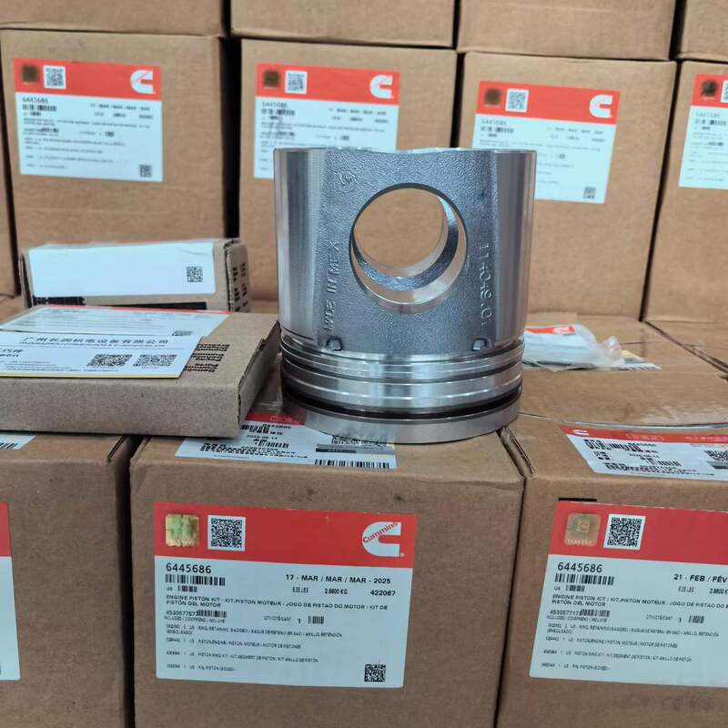 掘削機のエンジン部品 QSC8.3 ピストン部品部品番号 6445686 6CT 3943367 3800320 ピストンキット